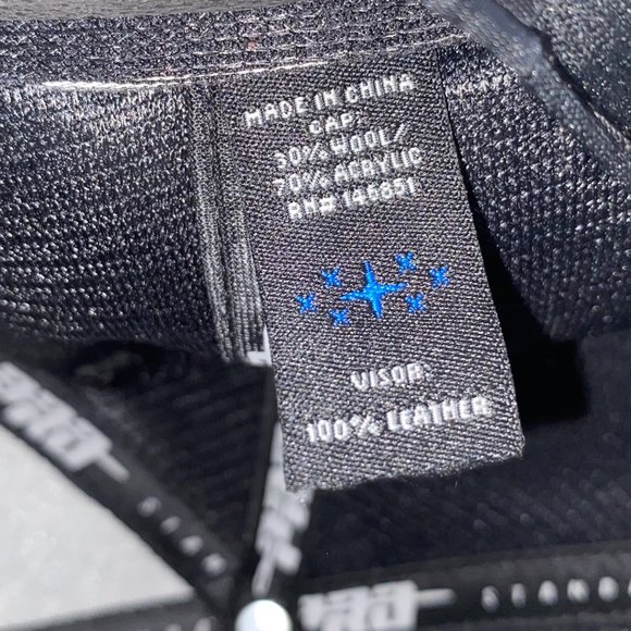 Black Leather Boston Red Sox Snap Back Hat - Picture 9 of 11